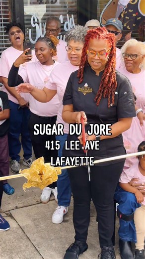 Give me some sugar Sugar Du Jour 📍415 Lee Ave Lafayette la #lafayettela #bakery #biscoffcake Hat by Shawn Bowser | KrazyBlondeboy Kontent