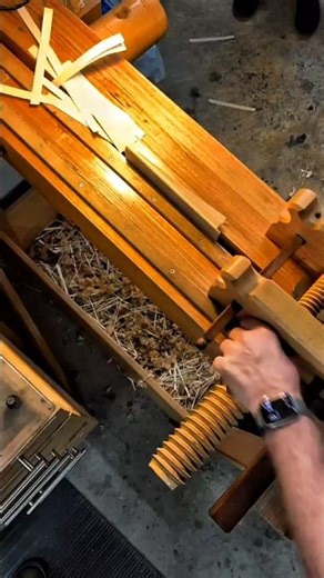 Precision Wood Strip Cutting: High-Speed Manual Wood Slat Production Process