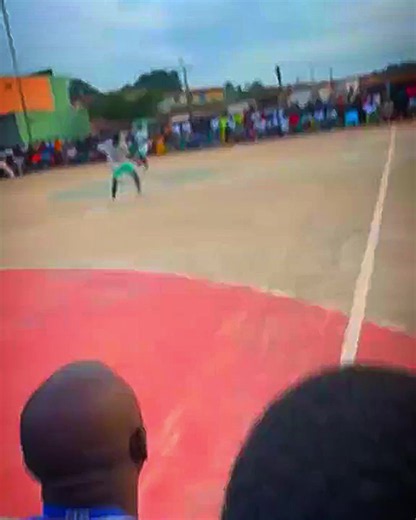 Futebol rua em Angola #skills #edit | soccer skills