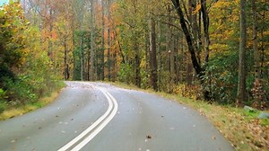 Smoky Mountain Scenic Drive Autumn Leaves Stock Footage Video (100% Royalty-free) 1059985007 | Shutterstock
