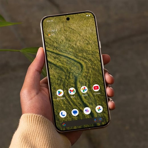 39K views · 1K reactions | Ready to spring clean your wallpaper?  Try out AI wallpapers to give your Pixel a fresh new look! 1️⃣ Touch and hold an empty space on your home screen 2️⃣ Tap “Wallpaper & style” 3️⃣ Then tap “More wallpapers” and choose “AI wallpaper” to get started | Made by Google | Facebook