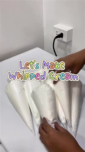 Easy 2-Ingredient Whipped Cream Recipe