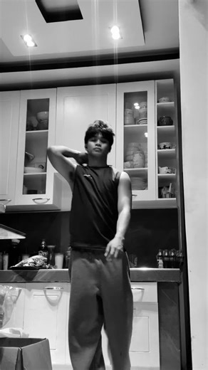 Improving Execution Skills in Creative Projects