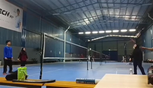 Understanding Badminton Shots: Tips and Techniques