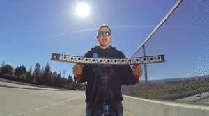 Filmmaker shoots with fifteen GoPros for a Matrix-like bullet time effect