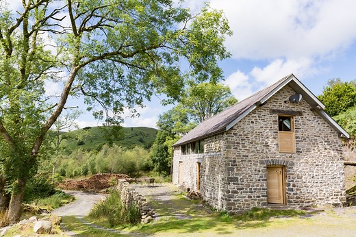 Red Kite Barn | luxury converted barn holiday let | Powys Wales