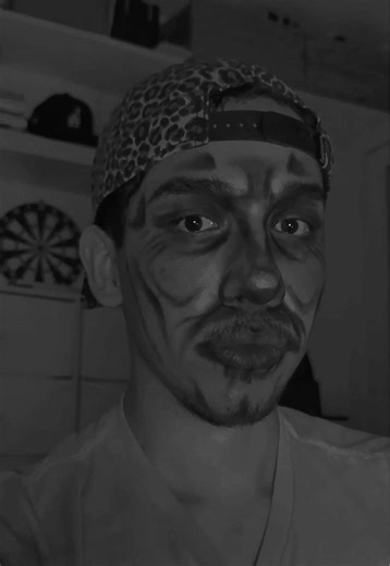 Exploring Vintage Cinema Makeup Techniques