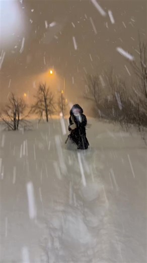 snowstorm antics xx❄️ #canada #canadianwinter #livingabroad #snowday #snowstorm