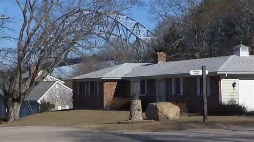 Homes to be seized for Sagamore Bridge replacement: 'We're a checkbox'