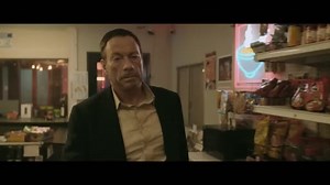 Hatch : Protection rapprochée - Film (2024) : diffusions TV, streaming, replay | Télé 7 Jours