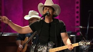 It doesn’t look so tough being a celebrity! Brad Paisley and John Mayer rock out to this 2003 hit on the #CMTcrossroads stage. 🎸 | CMT