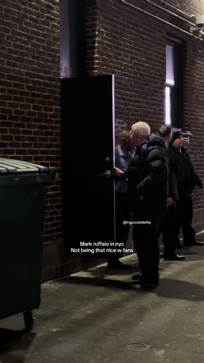 Mark ruffalo avengers #hulk #superbowl #celebritie #marveledit #netflix