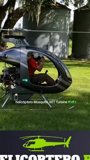 Helicóptero do futuro! Tem coragem? 🚁💪 Confira a demonstração do helicóptero experimental Mosquito XET Turbine no sul do Brasil. 🇧🇷 O Mosquito XE está disponível para venda pronto para voar ou em diferentes variações de kits, a partir de $32.000 dólares americanos. Um ótimo preço para um helicóptero ultraleve! A joia da coroa da linha XE, o modelo XET, é alimentado por um motor modificado T62-T2A da Solar Turbines. Um kit XET custa $50.000 sem o motor, mas é possível adquirir um motor T62-T2