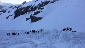 Retour sur l’avalanche de Crans-Montana avec Pascal Gaspoz et Robert Bolognesi pour tenter d’expliquer le drame