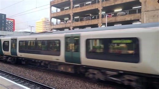 LNWR class 350/2 and class 350/1 leaving Coventry for London Euston | Josh Wolfie