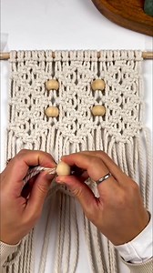 The Square Knot is one of the best places to start your macramé journey—and this wall hanging pattern is built around it! To give the design a little extra flair, I’ve added beads for that perfect touch of texture and detail. 🎥 The full step-by-step tutorial is on my YouTube channel, where I’ll also walk you through tips for keeping your knots clean, neat, and beautifully symmetrical. If you’re new to macramé—or know someone who’s just getting started—this is the perfect beginner-friendly proje