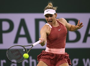 "Last year was the toughest I ever had and I was doubting that I would be again in the QF of a big tournament" - Simona Halep after reaching last 8 in Indian Wells