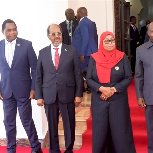 3K views · 44 reactions | The president of the Federal Republic of Somalia Mr. Hassan Sheikh Mohamud has attended the inauguration of the president of Tanzania today in Dodoma, the capital of Tanzaniania, Mrs. Samia Suluhu Hassan. Video Credit: Villa Somalia | African Report files | Facebook