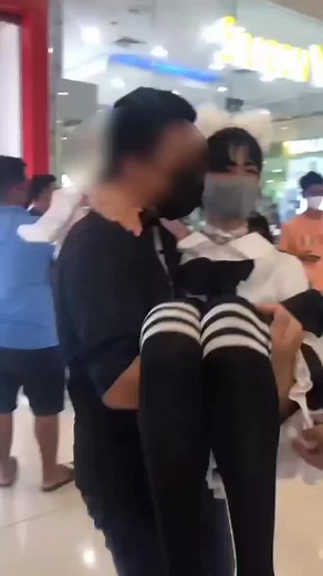 Male Crossdressing in Maid Outfits: Trending Boy Maid Dress Ideas 2022