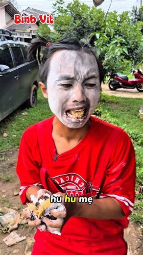 Đi Xin Bánh Kem Còn Đòi Méc Mẹ 😅🎂