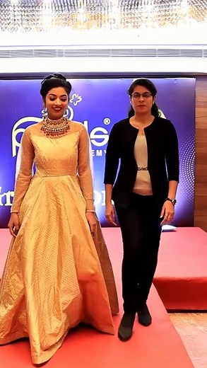 No edit.. No filter.. Our student work 👩‍🎓😍 Diploma in Makeup Artistry & Hairstyling Course with International certification🇬🇧 #makeupcourse Comes along with a 3-day Nail Artistry class with PRACTICALS for the first 10 seats.. And you would get a complimentary Makeup brushes & eyeshadow paletteNext diploma batch starts on June 20th For course details ☎️ 9500076778 DIPLOMA IN MAKEUP ARTISTRY COURSE ☑️💯 Pearls Beauty Academy is an international accredited academy, provides international cert