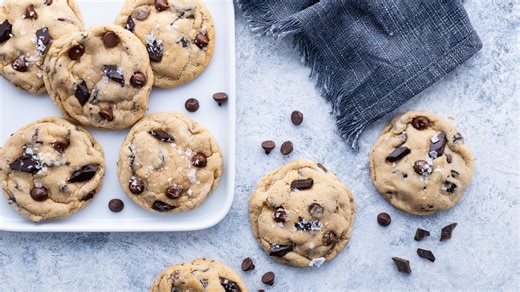 Take your next batch of homemade cookies from good to great! Here are all of my best tips and tricks for baking a perfect cookie, one that not only tastes delicious, but looks amazing too. https://www.completelydelicious.com/how-to-bake-picture-perfect-cookies/ | Completely Delicious | Facebook