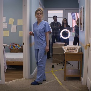 After my shift at the hospital, I came home to find my 7-year-old daughter "nowhere to be seen"—my wife just said curtly: "The whole family has already voted, you don't have the right!" My wife was tidying up our daughter's room as if nothing had happened... I didn't yell or shout, I just said one sentence, and all three of us froze in silence... My name is Hannah, and if you’ve ever come home from a hospital shift with your feet throbbing and your brain still hearing phantom monitor beeps, you’