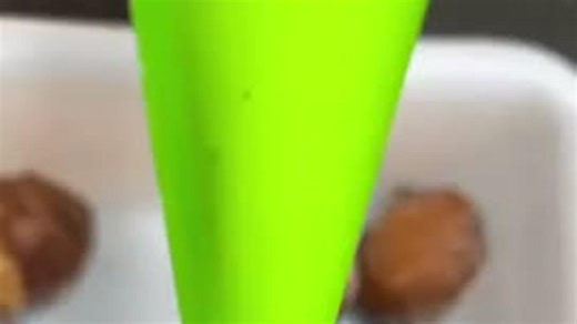 La receta para preparar unos buñuelos de viento como los de la pastelería