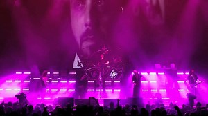 Each day, members of Korn will discuss the origin behind a different track on The Serenity of Suffering. Today, Jonathan talks about track 1, “Insane.” #KornTBT Download S.O.S. now: flyt.it/KORNSOS | Korn