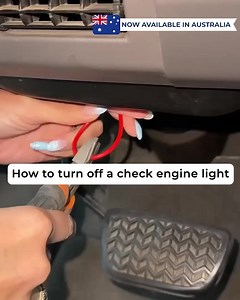 Did you know your phone can help fix your car? 📱🤯 This new device plugs directly into your car and translates the problem for you. Learn more. | FIXD