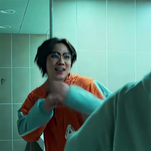 Si-eun Dogged All of Seong-je's Attacks ☠️ | Weak Hero | #shorts