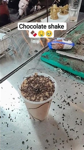 chocolate shake 🍫🤤🤤 #shots #viralvideo #chocolatelover #chocolateshake #ytshort #chocolatecake #yt