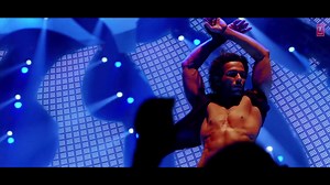 印度电影插曲 中文字幕 Pump It Up 打起气来-出自电影Chance Pe Dance