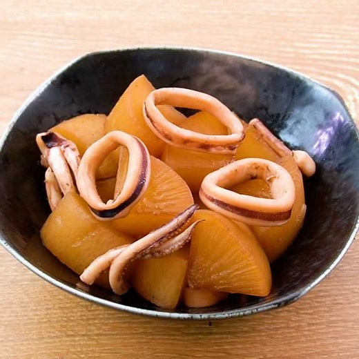 甘辛い味でご飯が止まらない！いかと大根の煮物のレシピ | デリッシュキッチン