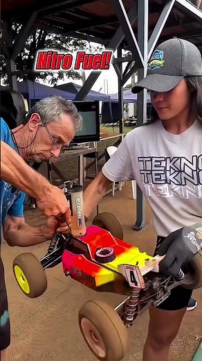 This girl do the most dangarous job.