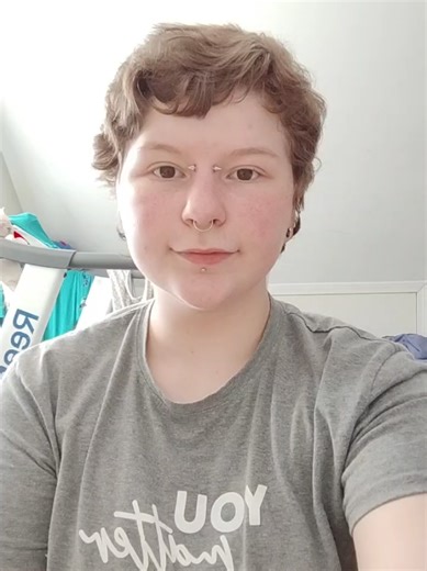 I'm hearing and learning ASL to connect with deaf people ❤️🤟 #asl #americansignlanguage #beginner #signing #hearing