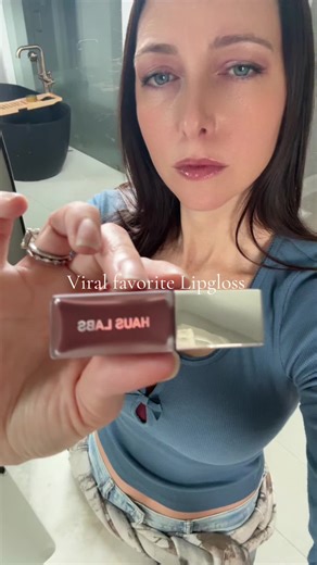 The glass lips look is everything 💋 This gloss is lightweight, non-sticky, and makes my lips look juicy all day. The color is Cocoa Linked in my showcase. #GlossyLips #ViralLipGloss #TikTokMadeMeBuyIt”