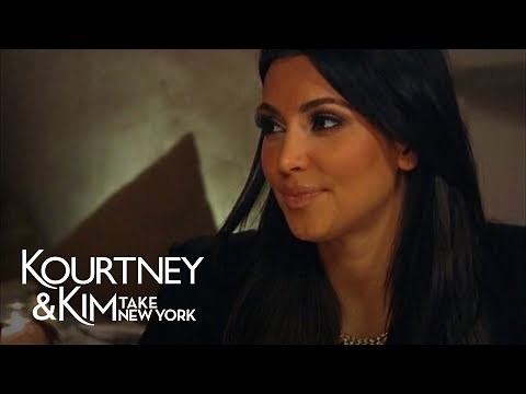 Romantic Rendezvous | Kourtney & Kim Take New York | E!