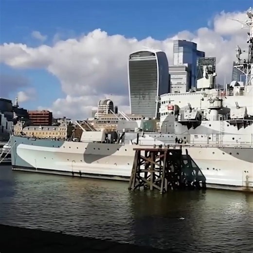 HMS Belfast, The Last British Light Cruiser #hmsbelfast #royalnavy #worldwar2 #warships