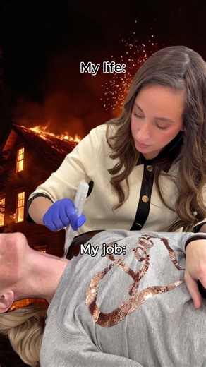 Life in chaos. Appointments still running on time 💉✨ Nurse injector mode always on. . . . #nurseinjectortoronto #torontolipfiller #microneedlingtoronto