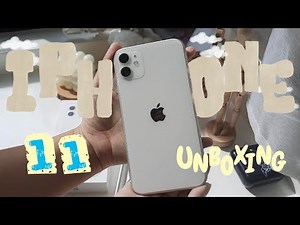 iPhone 11 (white) Unboxing & Accessories 2024