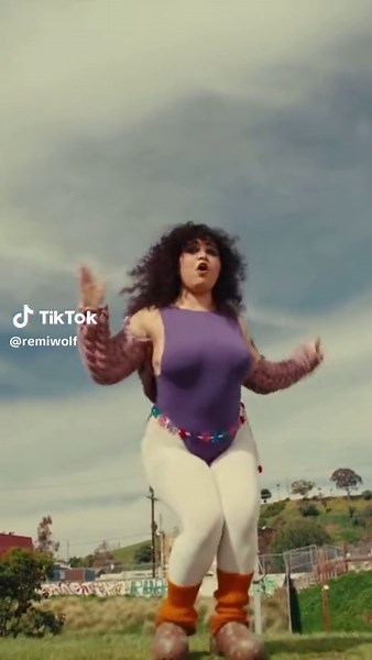 remiwolf (@remiwolf)’s video of remi wolf