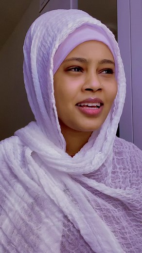 Elegant White Textured Headscarf Styling Ideas