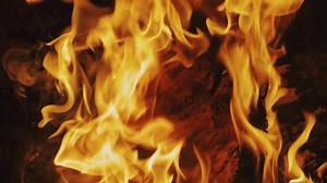 Close-up Flames Fire Night Fire Burning Stock Footage Video (100% Royalty-free) 1095802597 | Shutterstock
