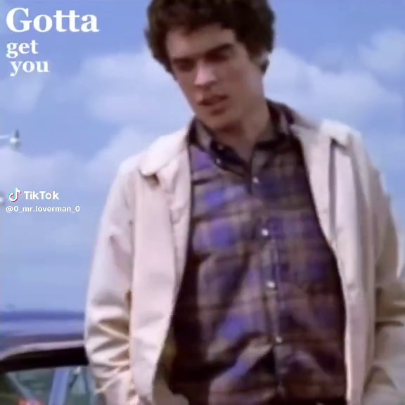 Exploring Relationships in The Outsiders: Randy and Cherry