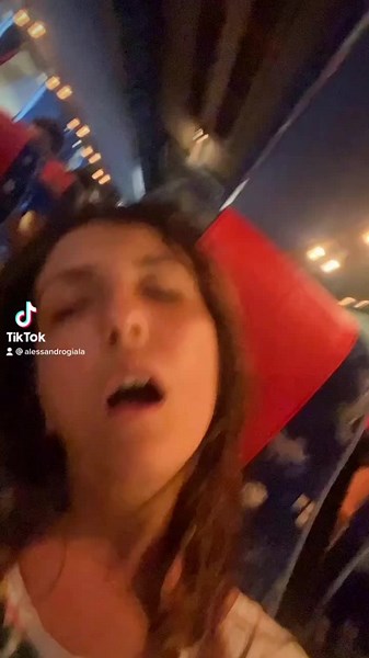 Sleeping Beauty | Aurora Singing with Birds