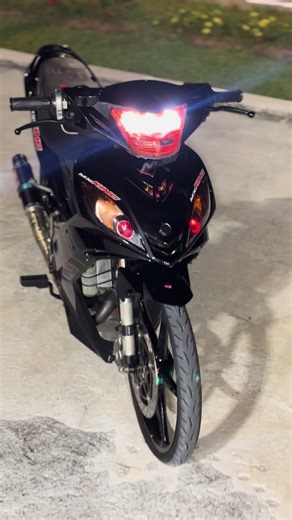 Yamaha LC135 V8 Review: Fast Performance Insights