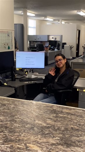 Victor Valley College Adult Education Program on Instagram: "Our office for Christmas 2025!🎄 ¡Nuestra oficina para Navidad 2025!🎄"