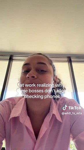 Why Bosses Don’t Allow Phone Checks at Work