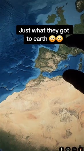 Real photos captured by Google Street as a spaceship flew over a village. #exploretheglobe #mistery #GoogleStreetView #ufosighting | Geo Discoveries